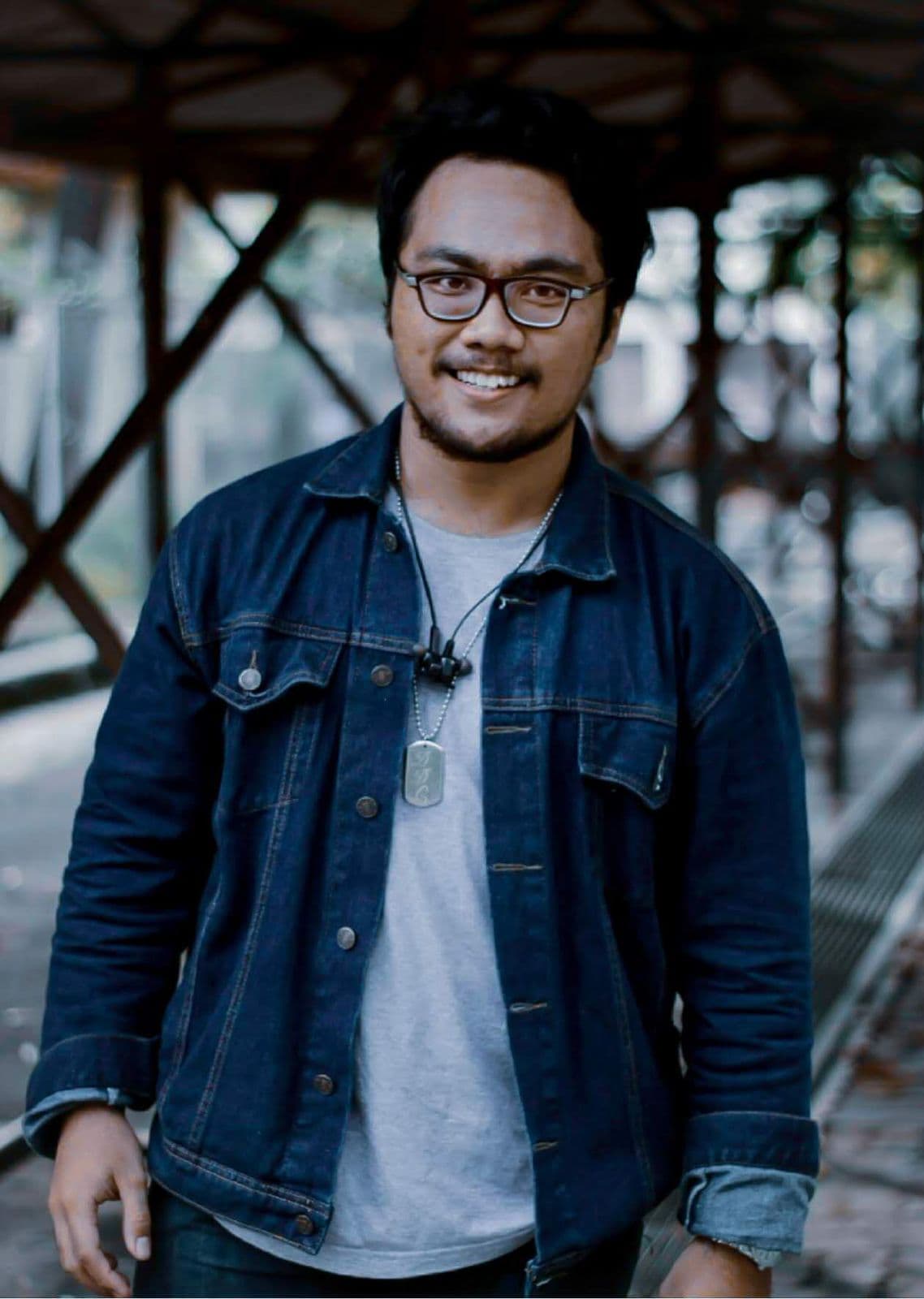 Mr. Dadeq, guitar teacher